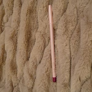 Saint Luxe lip liner